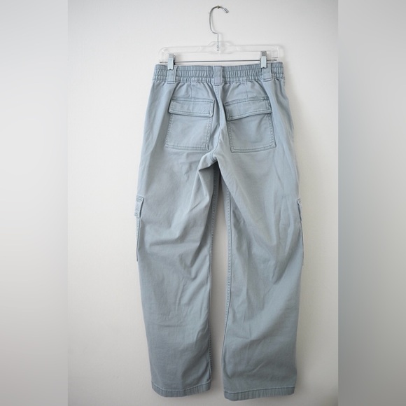 Hollister Women’s Light Gray Low-Rise Baggy Cargo Pants Sz 4R - Picture 5 of 16